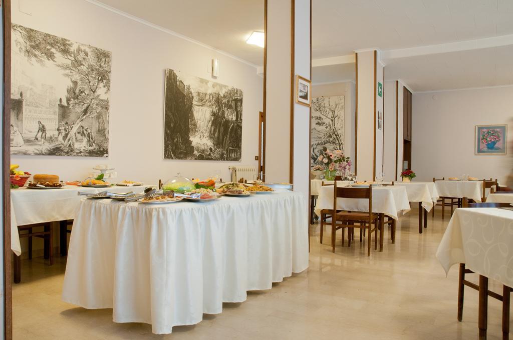 Albergo La Rosetta Кианчано Терме Екстериор снимка